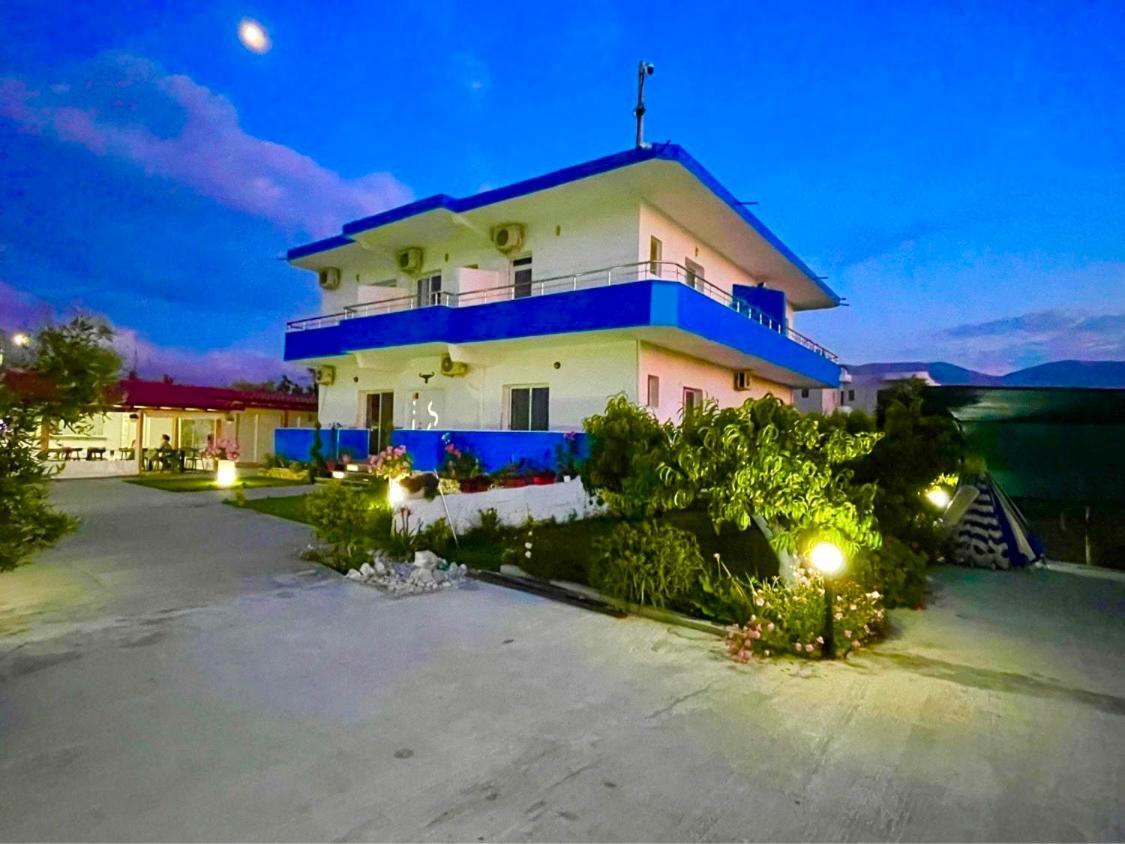Kred Hotel Orikum Exterior photo